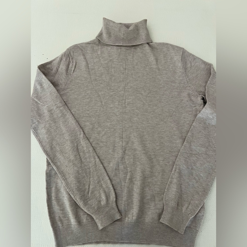 H&M turtle neck top